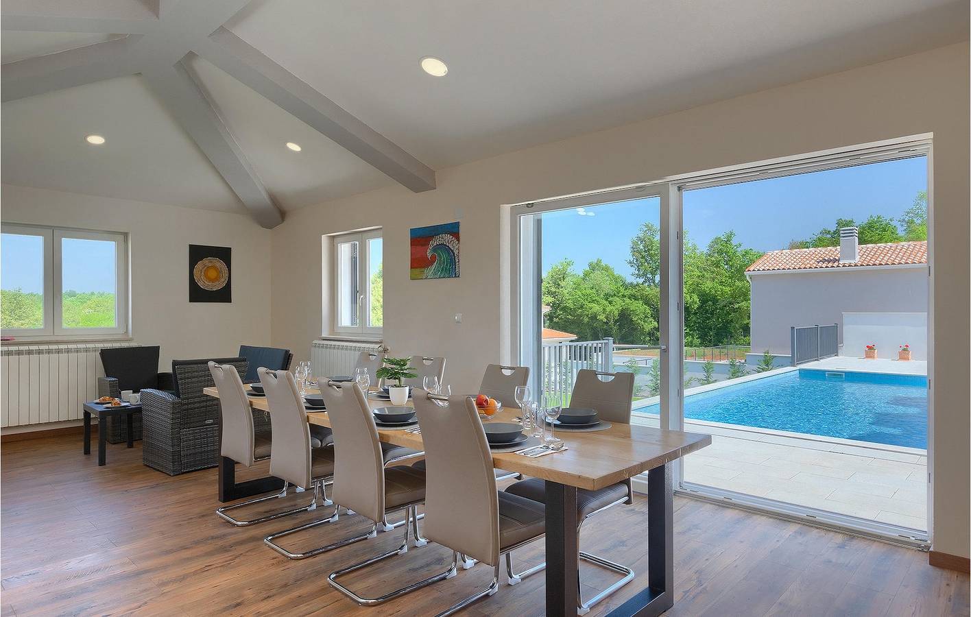 Appartement confortable de 2 chambres avec piscine, Wi-Fi et parking - à 2,5 km du centre de Raša in Labin, Istrie