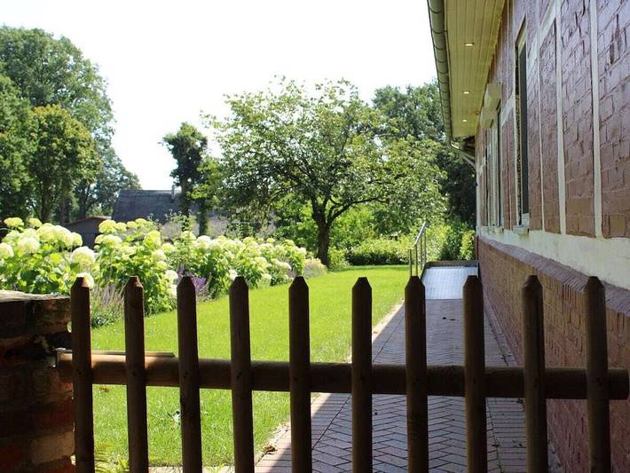 Ferienhaus für 2 Personen, mit Whirlpool und Terrasse sowie Garten und Pool in Heeslingen