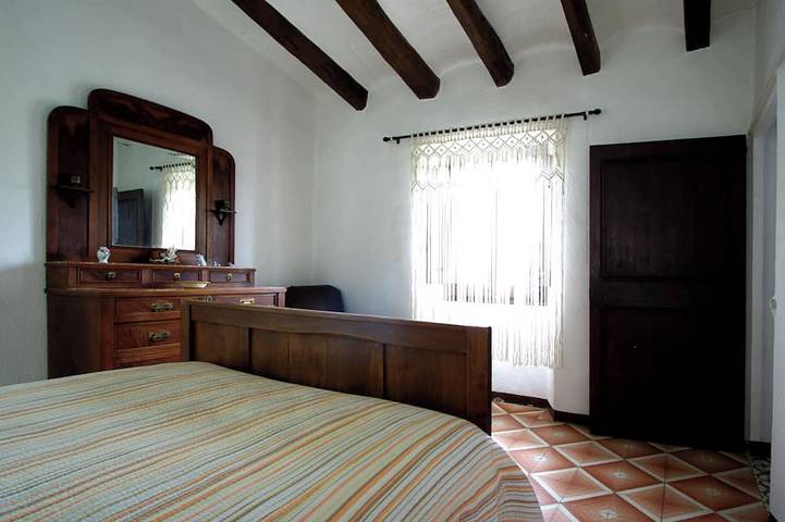 Gîte pour 10 personnes, avec jardin dans San Martin Sarroca - 3
