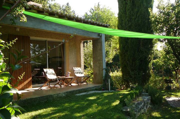 Villa pour 4 personnes, avec Terrasse ainsi que Jardin et Piscine à Aix-en-Provence