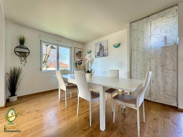Location de vacances pour 8 personnes, avec terrasse, animaux acceptés à Tinqueux - 3