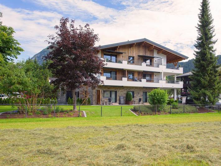 Ferienwohnung für 4 Personen, mit Terrasse und Garten sowie Sauna