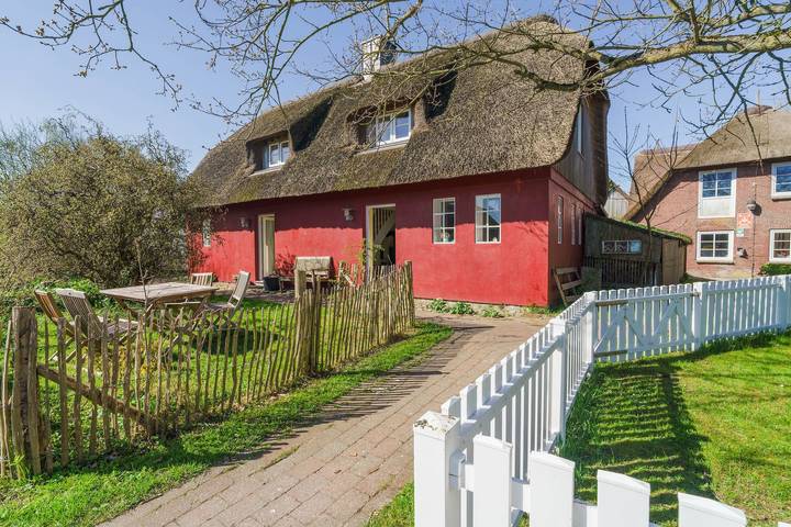 Ganze Wohnung, Haus bei der Kirche Nordwohnung in Oland, Langeneß