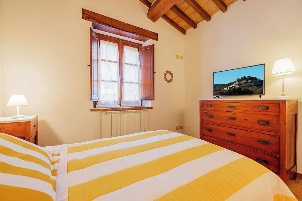 Casa Vecciano essence of Tuscany in Cetona, Chianti