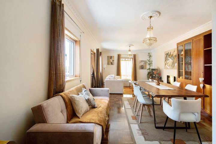 Holiday Home 'Villa Da Floresta' with Private Pool, Wi-Fi and Air Conditioning in Rio Mau e Arcos, Porto District