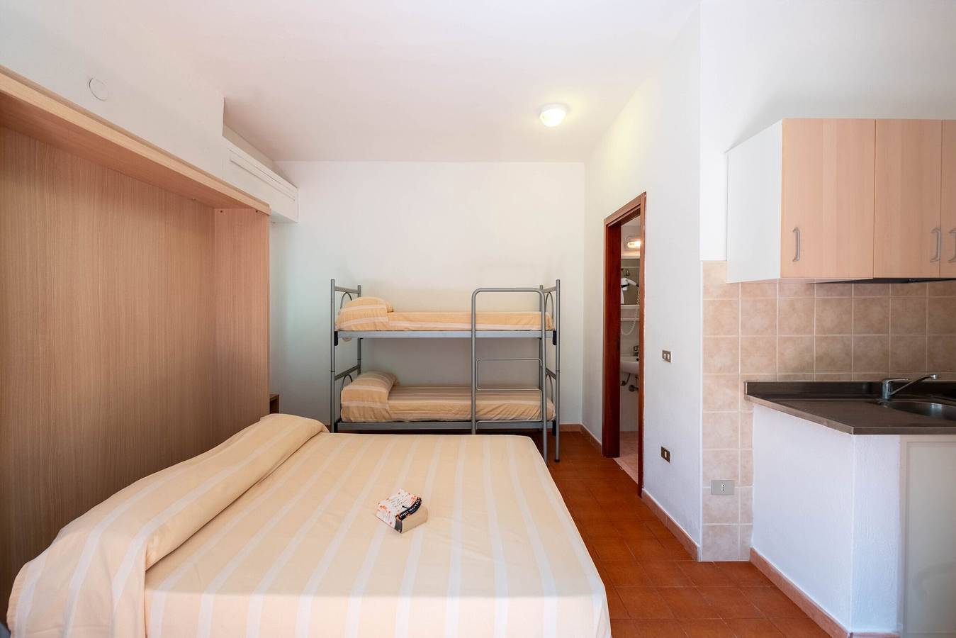 Proprietà in un villaggio turistico 'Monolocale 3 Posti Letto' con piscina e aria condizionata in Peschici e dintorni, Gargano