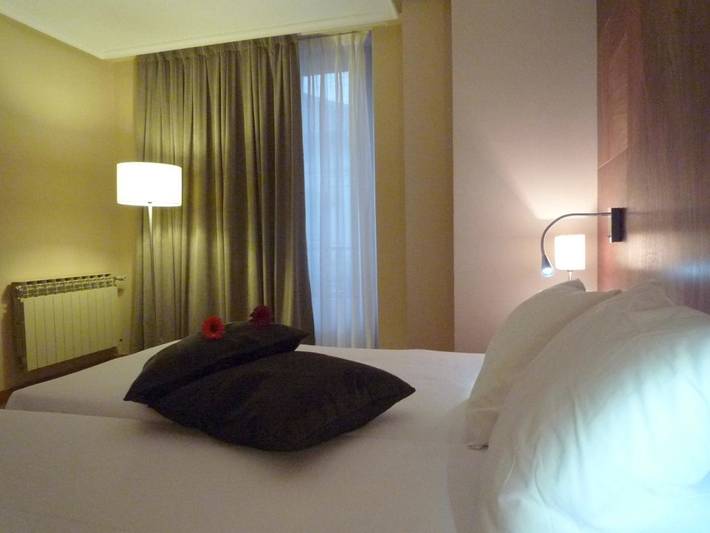 Hôtel pour 2 personnes, avec piscine et jardin dans Arenas de Cabrales - 4