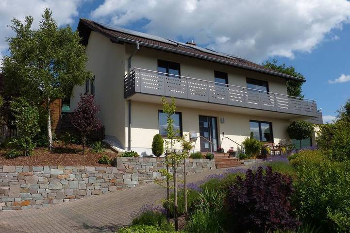 Ferienwohnung für 2 Personen, mit Garten in Waldrach