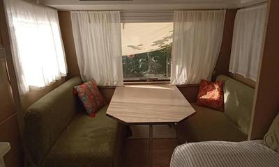 Camping pour 2 personnes, avec terrasse et vue dans Parc naturel régional du Haut-Languedoc