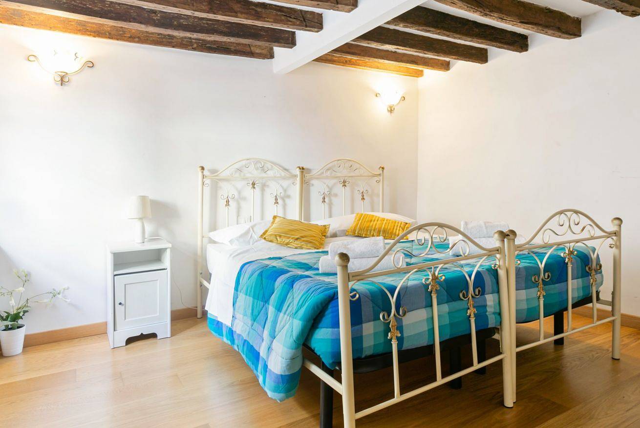 Entire apartment, Giardino Bardini Cozy Apartment in Florence city center, Florence