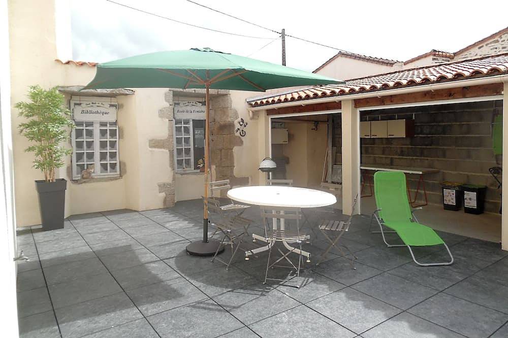 Appartement entier, Studio Capucine à 5 min du Puy du Fou 2 personnes in Saint-Malô-du-Bois, Région de La Roche-sur-Yon