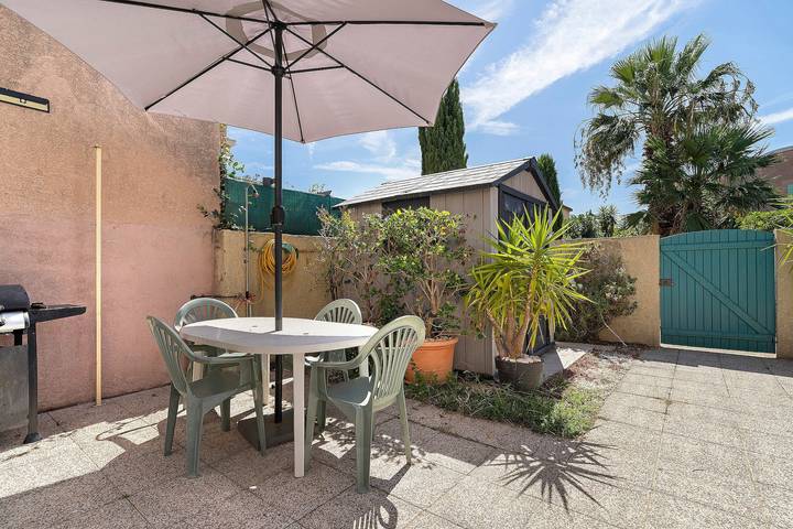 Villa a 80 m de la playa de la Grazel, wifi, parking, para 7 personas in Gruissan (Ville), Gruissan
