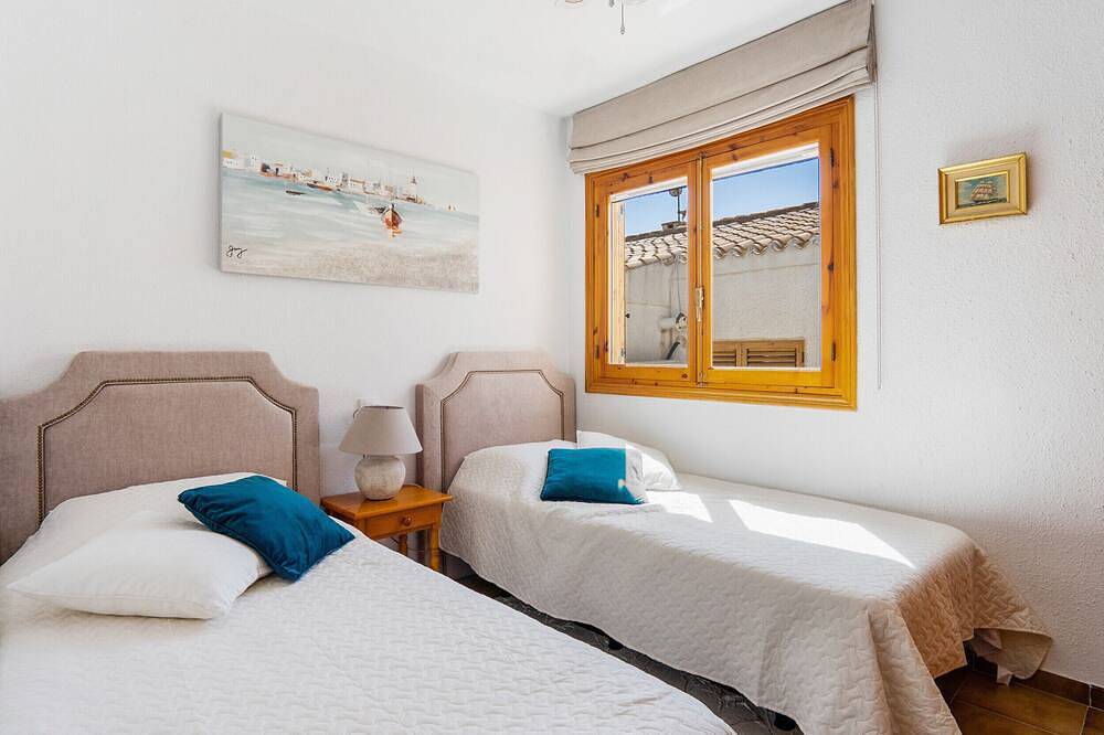 Apartamento entero, Condominio de dos dormitorios en Playa Flamenca in Playa Flamenca, Orihuela