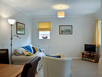 Cottage for 3 People in Wootton Bridge, Isle of Wight, Photo 1