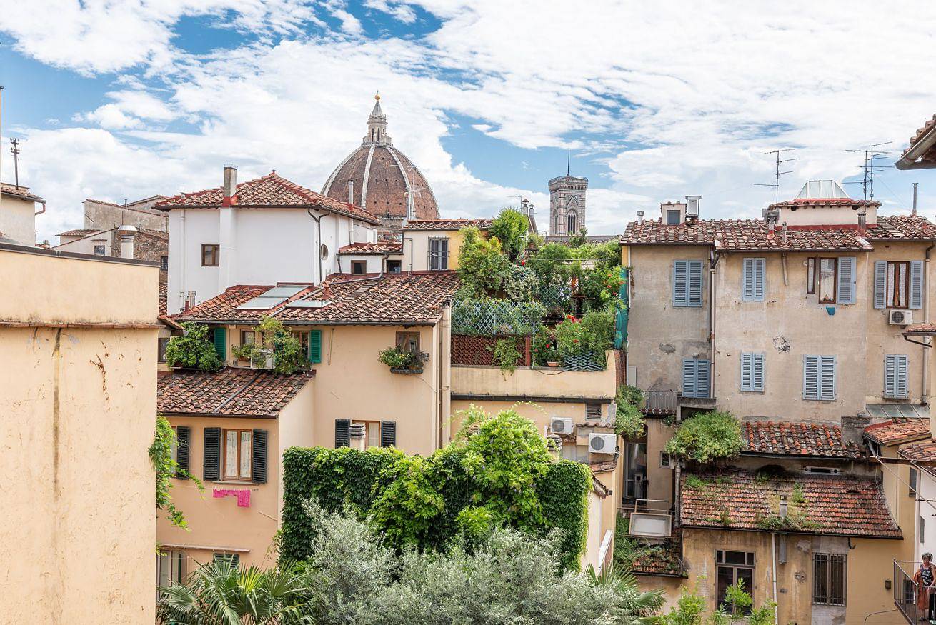 Entire apartment, Cavourotto Terrace by Mmega in Florence city center, Florence