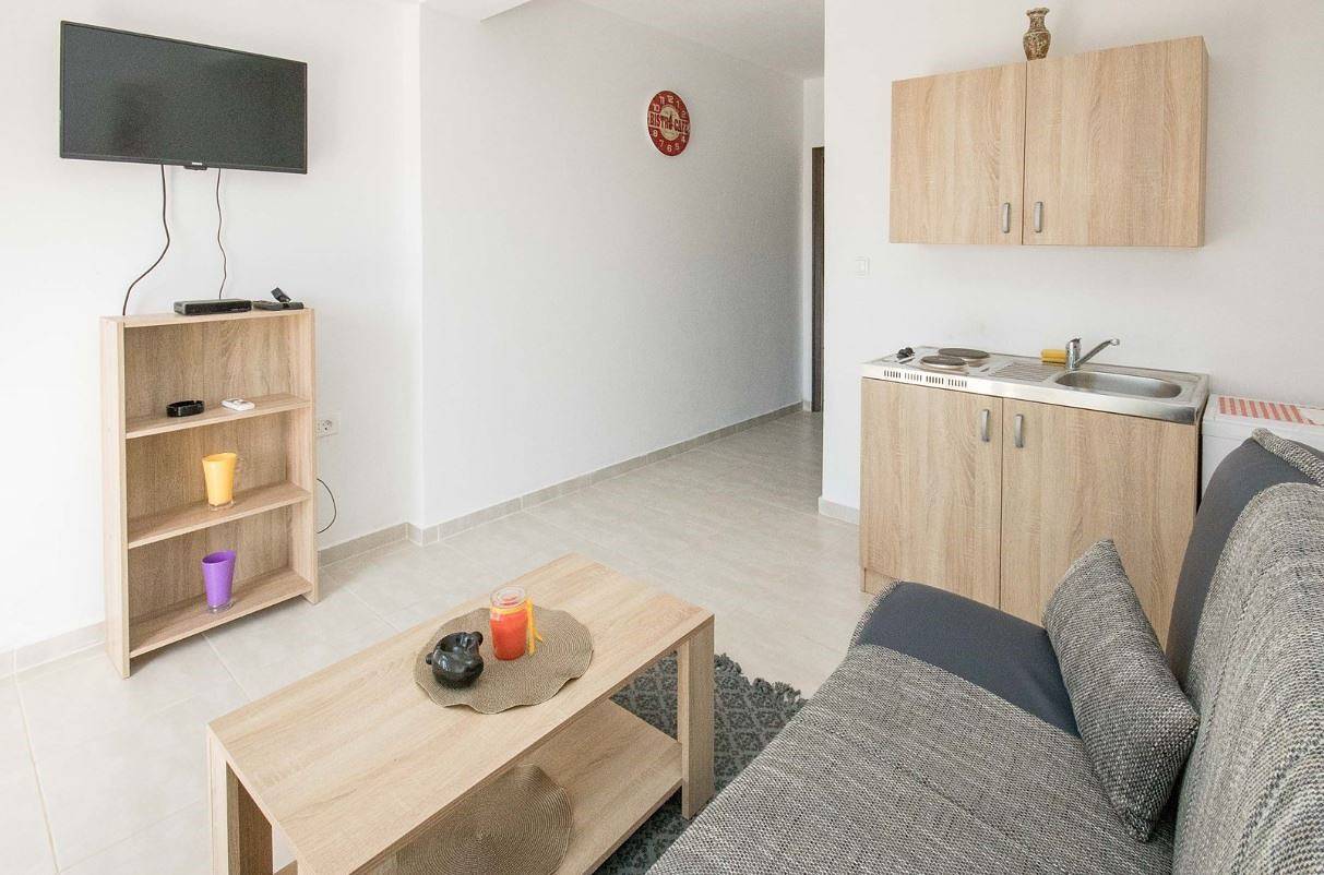 Appartement entier, Appartement de vacances pour 4 personnes avec balcon/terrasse in Monténégro