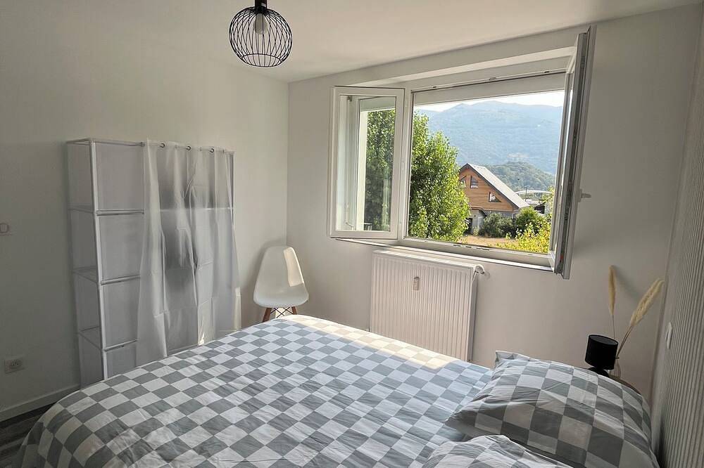 Entire apartment, Charming & cosy T2, close to Casino Park and Spa in Argelès-Gazost, French Pyrenees