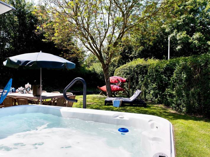 Ferienhaus für 12 Personen, mit Terrasse und Garten sowie Sauna in Earnewâld