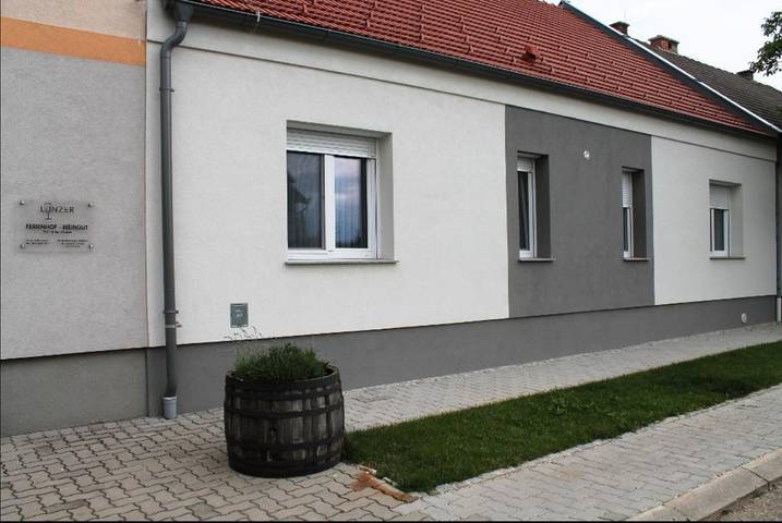 Ferienwohnung für 3 Personen, mit Balkon und Terrasse sowie Garten und Pool am Neusiedler See - 2