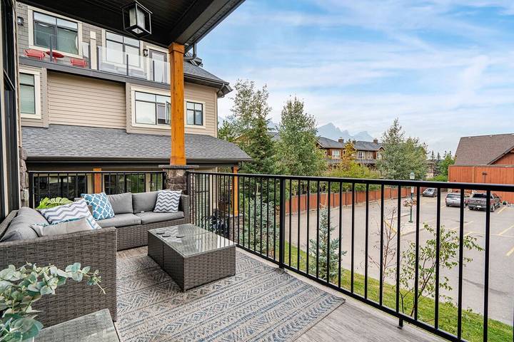 Location de vacances pour 12 personnes, avec balcon et jacuzzi à Canmore - 2