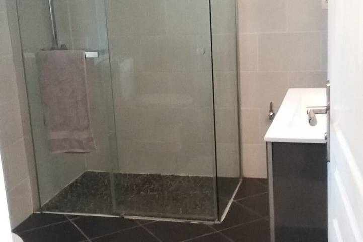 Location de vacances pour 4 personnes, avec jardin et piscine à Azerat - 4