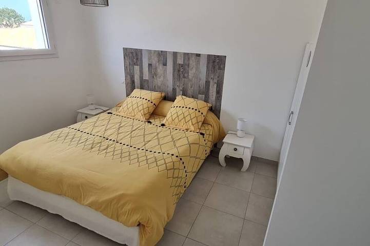 Gîte pour 2 personnes, avec balcon et jacuzzi dans Plage du Goulet - 2