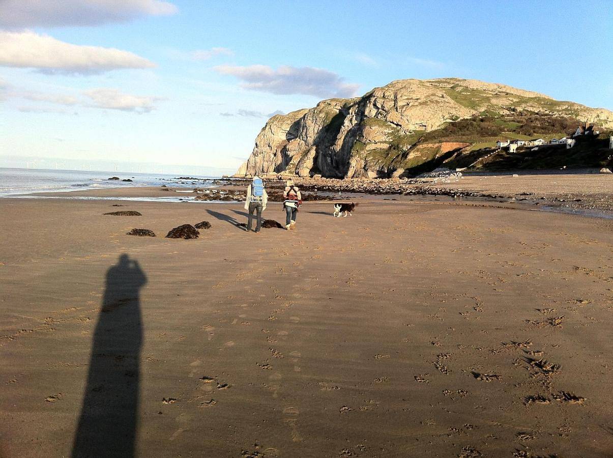 Entire apartment, Little Orme Apartment with Sea View in Llandudno, Conwy region