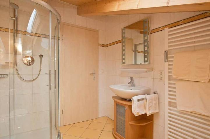 Chambre d’hôte pour 3 personnes, avec jardin à Garmisch-Partenkirchen - 4