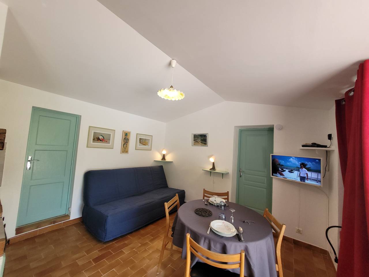 Gîte „Mami Zi“ mit Bergblick, Wlan und Klimaanlage in Apt, Regionaler Naturpark Luberon
