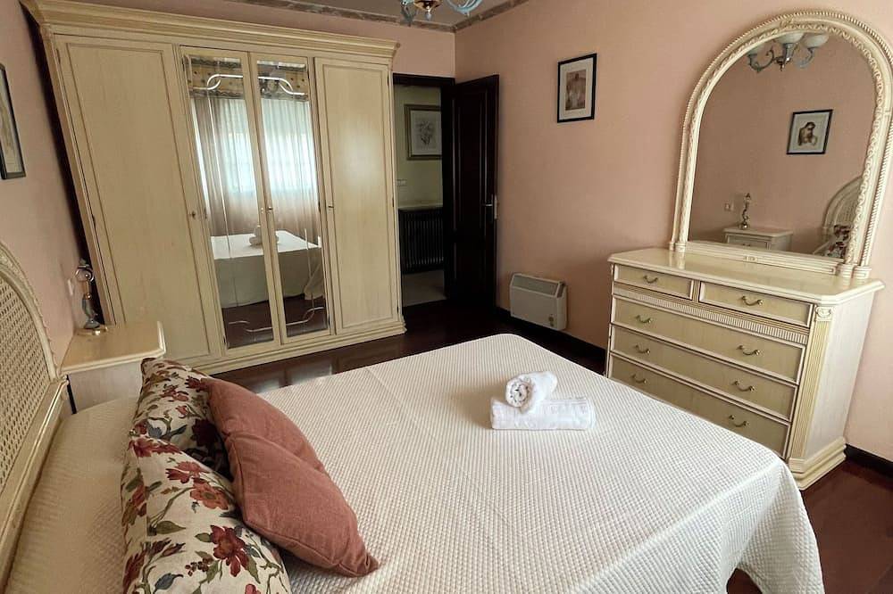 Entire apartment, Ático Familiar Céntrico en Vilanova de Arousa in Vilanova de Arousa, Rías Baixas