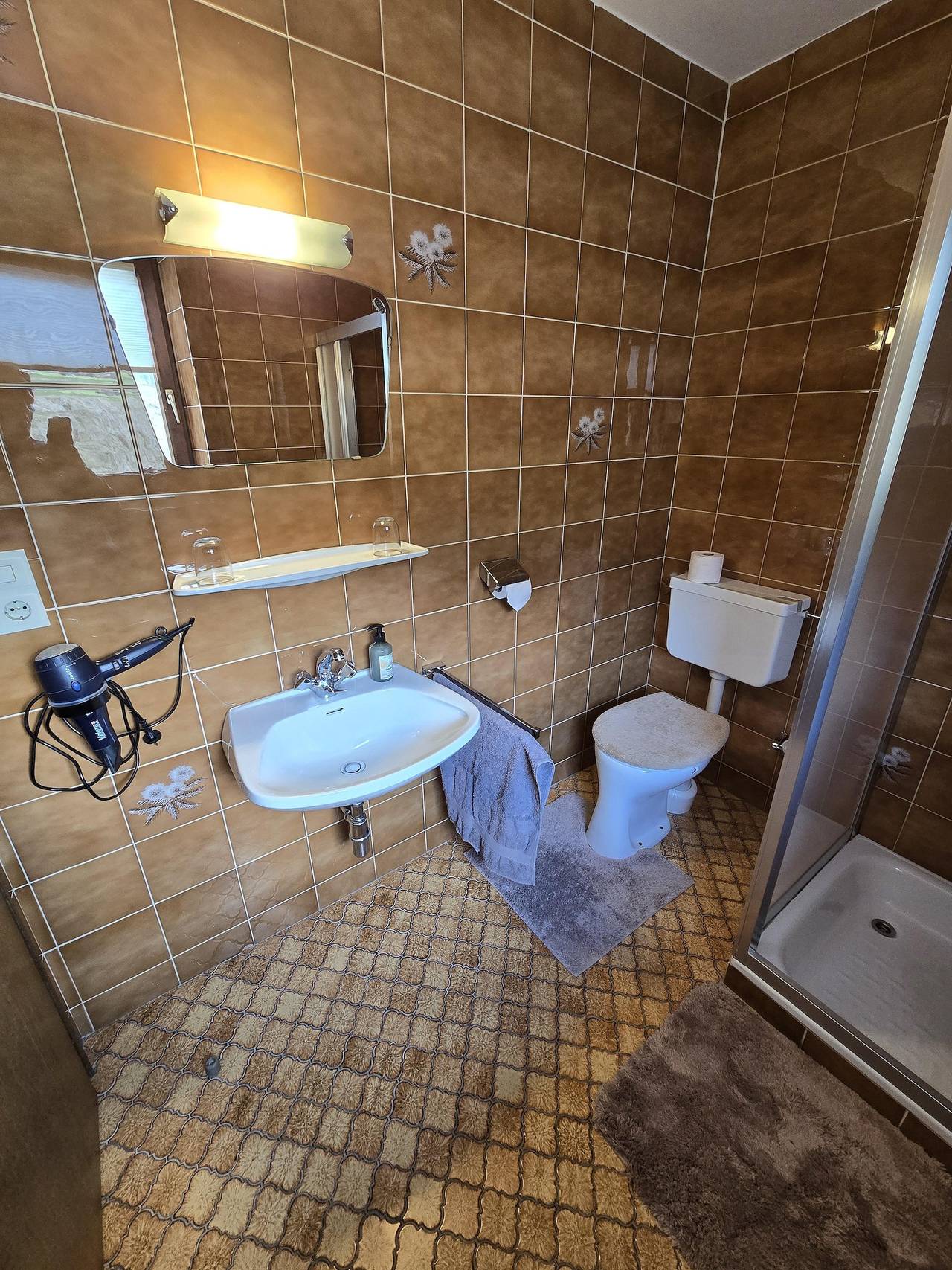 Drz mit Bad/Dusche, Wc in Waidring, Chiemgauer Alpen