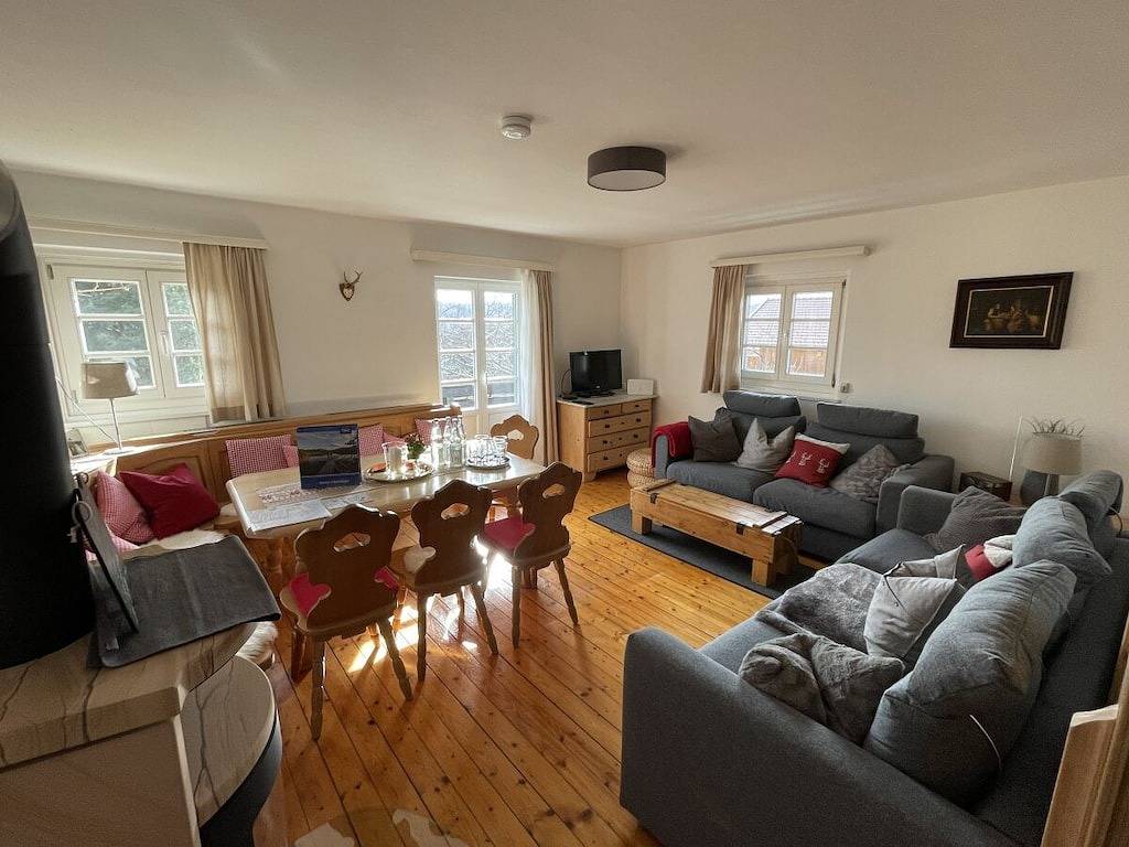 Ferienhaus mit 3 Schlafzimmer in Seehausen am Staffelsee, Das Blaue Land