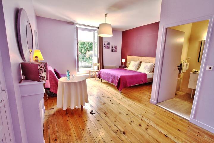 Chambre d’hôte pour 2 personnes, avec jardin et piscine dans le Jura - 2