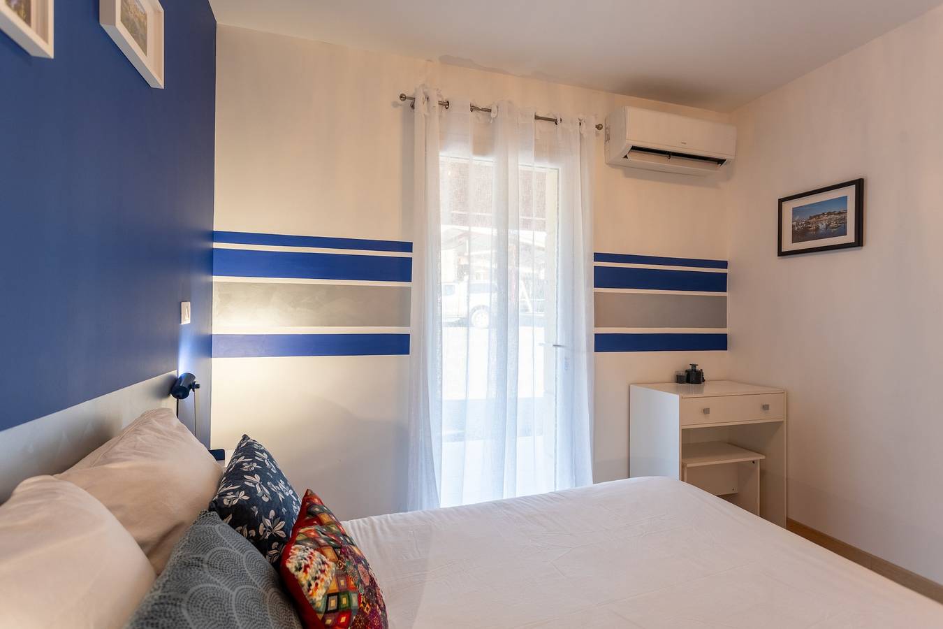 Chambre d’hôtes « Gentiane » : vue montagne, Wi-Fi, climatisation in Aroue-Ithorots-Olhaïby, Région de Bayonne