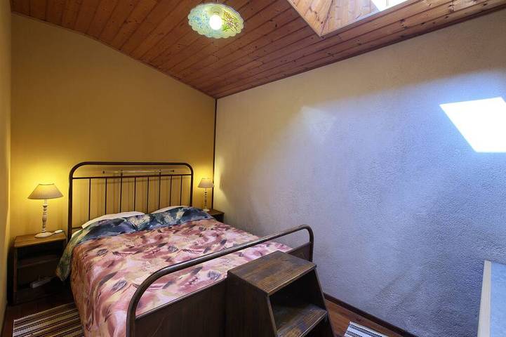 Location de vacances pour 5 personnes, avec terrasse et jardin, animaux acceptés à Pessac-sur-Dordogne - 4