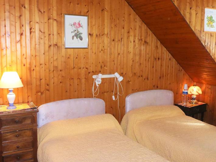 Gîte pour 4 personnes, avec balcon et jardin