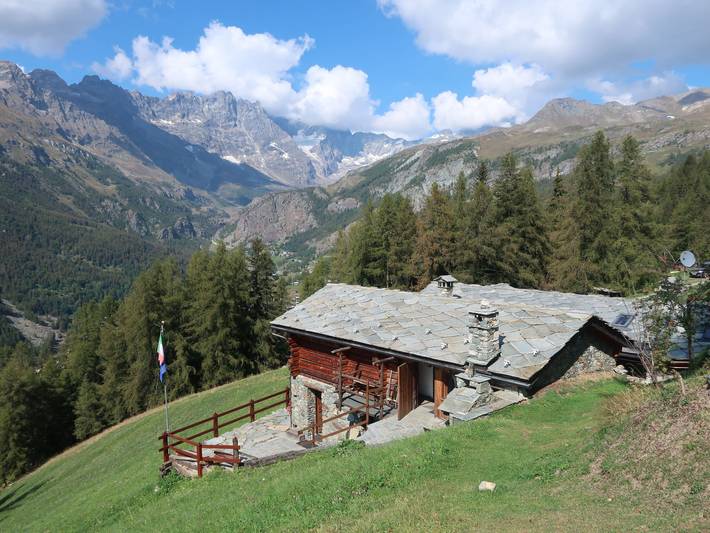 Appartamento vacanze per 2 persone, con Terrazza e Giardino in Valle d'Aosta
