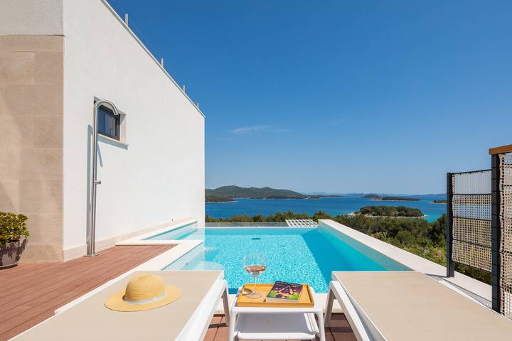 Villa pour 8 personnes, avec sauna et terrasse à Tisno - 2