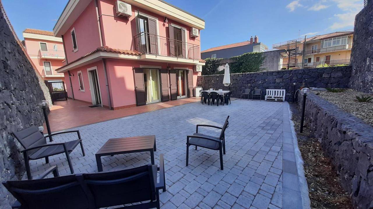 Villa with Garden View in Zafferana Etnea, Etna