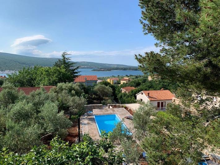 Ferienwohnung für 4 Personen, mit Pool und Garten sowie Ausblick - 1