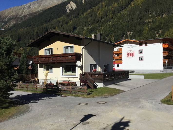 Ferienwohnung für 6 Personen, mit Balkon in Gries