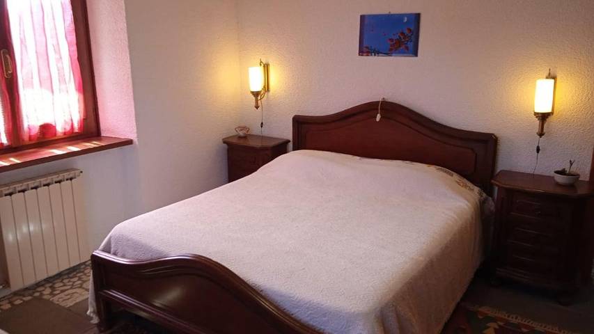 Location de vacances pour 2 personnes, avec jardin ainsi que vue et terrasse, animaux acceptés à Pontremoli - 4