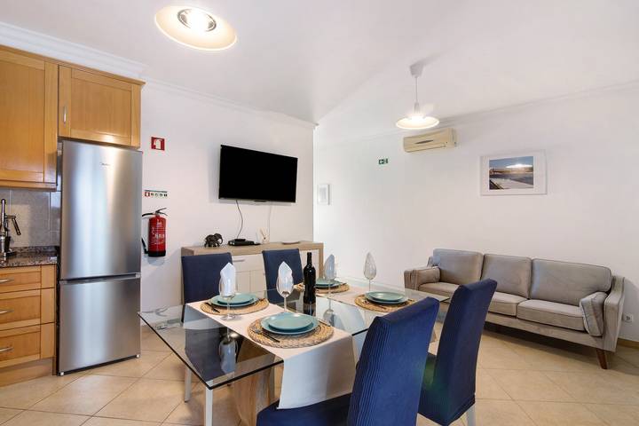 Villa 'Casa Mar-a-vila' com terraço privado, Wi-Fi e ar condicionado in Olhão (Portugal), Ria Formosa