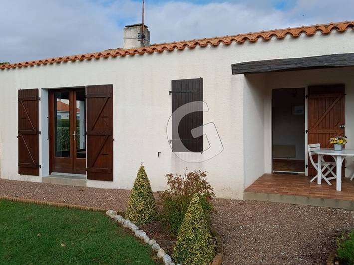 Location de vacances pour 6 personnes, avec jardin, animaux acceptés à Saint-Vincent-sur-Jard