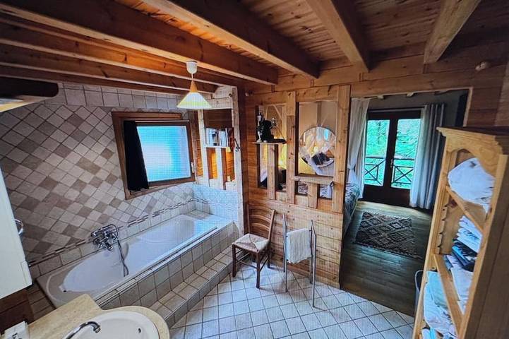 Location de vacances pour 7 personnes, avec jardin et terrasse à Lasseube - 4