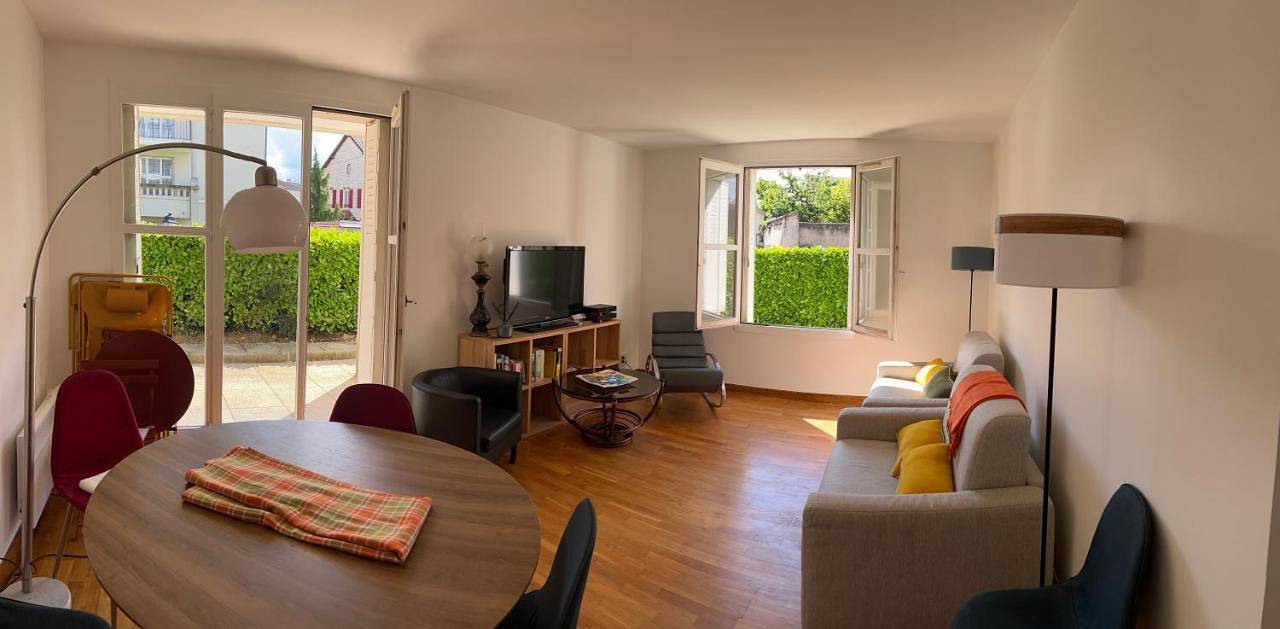 Appartement entier, One-Bedroom Apartment in Mantes-la-Jolie, Yvelines