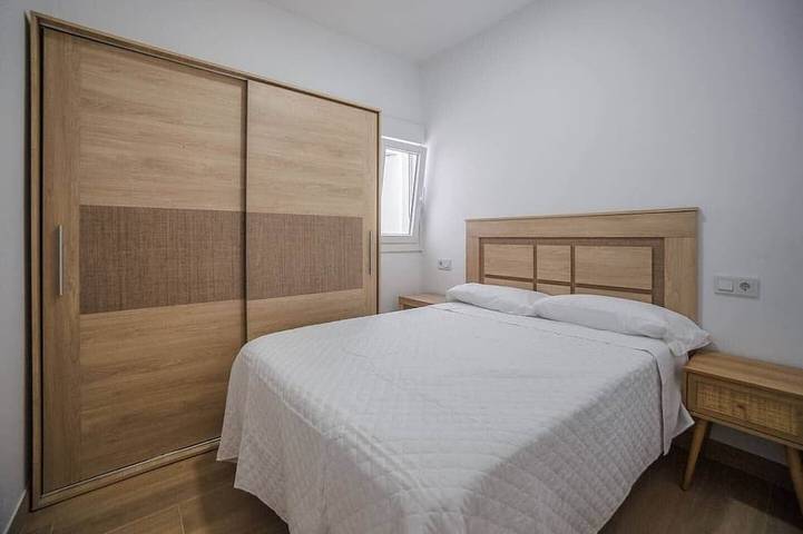 Entire apartment, Downtown Apartment with Courtyard, 40, Ground Floor in Algeciras, Costa de la Luz