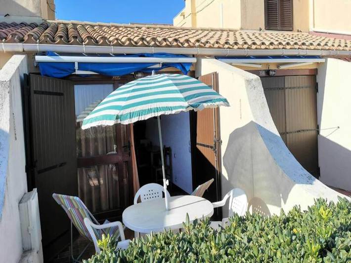 Gîte pour 3 personnes, avec terrasse, animaux acceptés dans Plage Le Grau De Leucate - 2