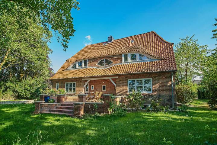 Ferienhaus für 10 Personen, mit Sauna und Terrasse, mit Haustier in Mittelholstein