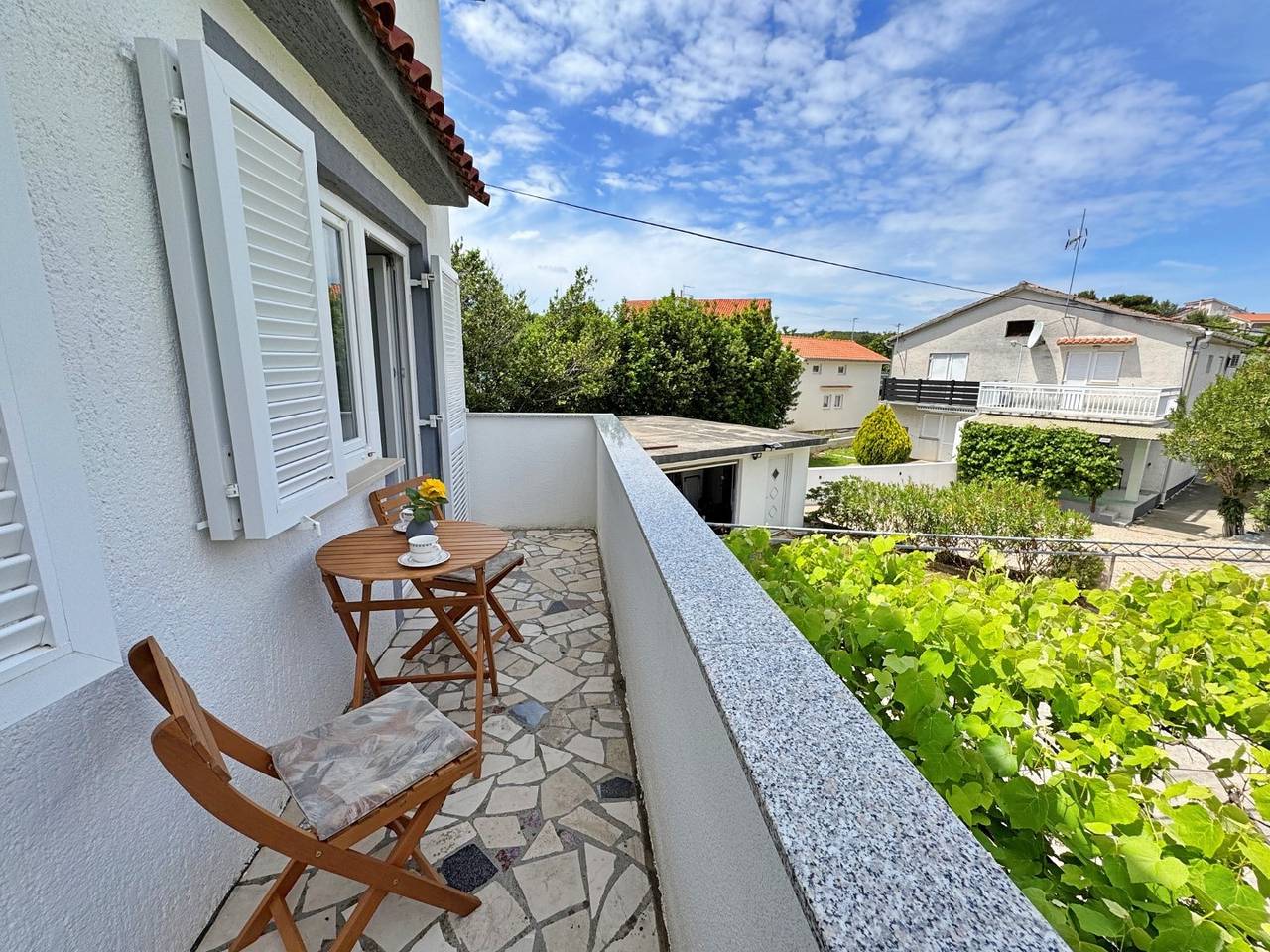 Ganze Wohnung, Apartment Nikolic - Balkon, ruhige Lage, Garten, Supermarkt in Silo (Krk), Krk